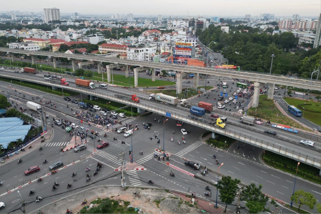 Steel Overpass Construction Investment Project at Thu Duc Intersection